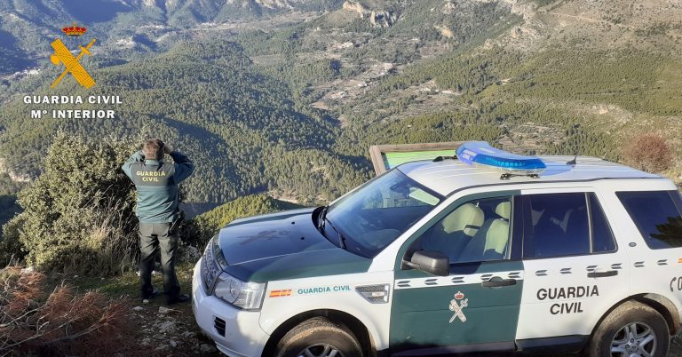 Rescatada en Yeste tras perderse buscando setas