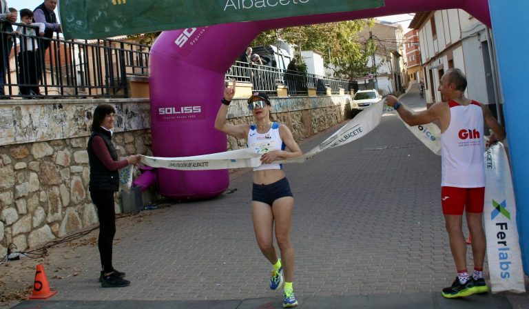 Triunfo de Eva Moreno y segundo puesto para Rafael López Hermosilla en Socovos