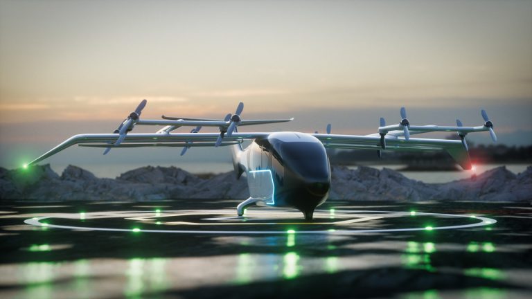 Manuel Serena y Pedro García anuncian el primer aeropuerto de drones comerciales en Hellín