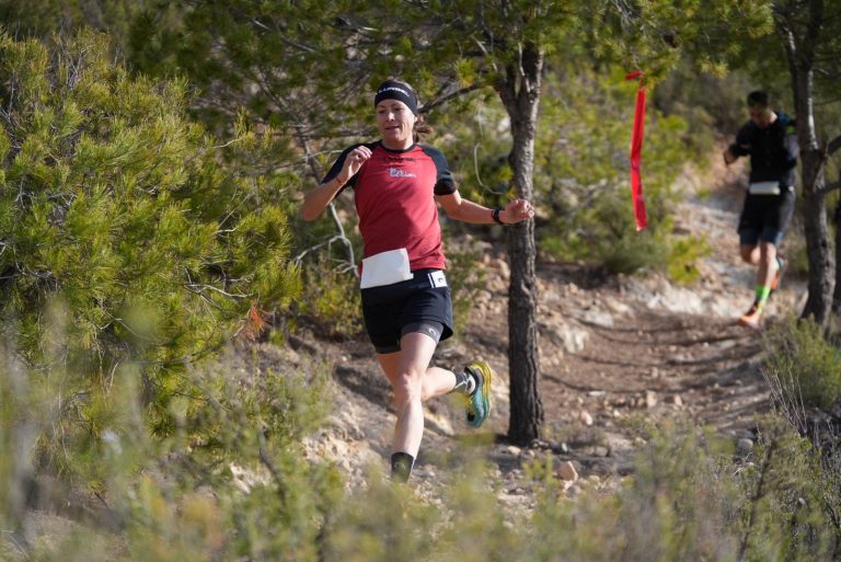 Ana Tauste, imparable en Yeste, consigue la quinta victoria en la carrera de Trail