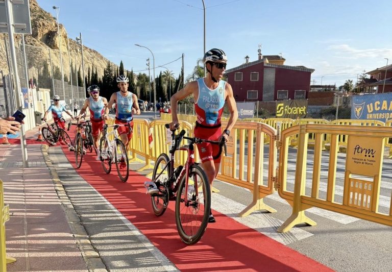Destacada actuación de los deportistas hellineros en el IX Duatlón Villa de Archena