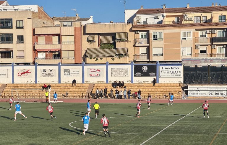 El Hellín C.F. recibe al Tintoralba Higueruela con la moral por las nubes
