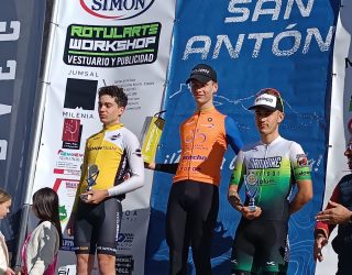 El Club Ciclista Hellín Ciudad del Tambor sube al podio en Jumilla con Sergio López y Juan González