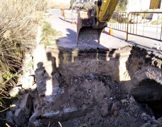 La Diputación actúa de emergencia en la AB-4002 de Las Minas