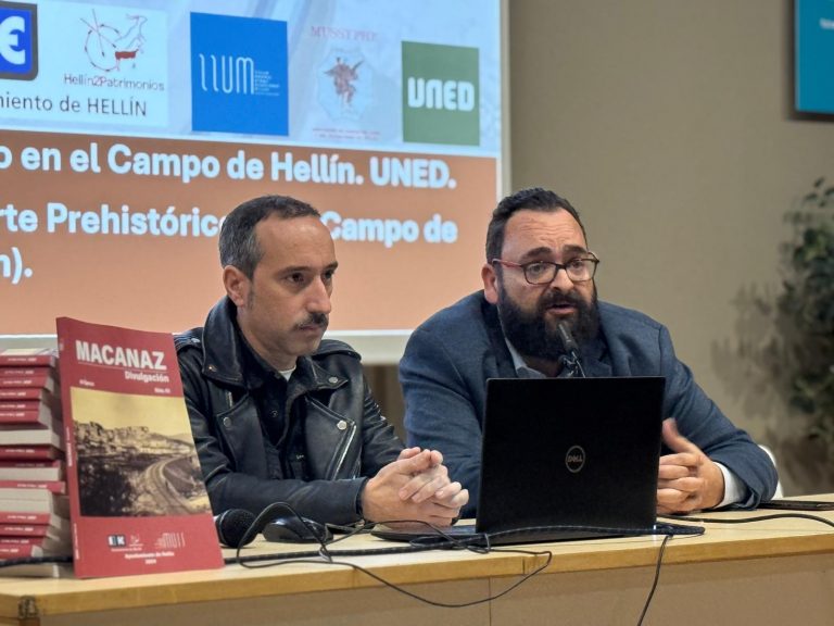Presentación del Nº 3 de la revista Macanaz