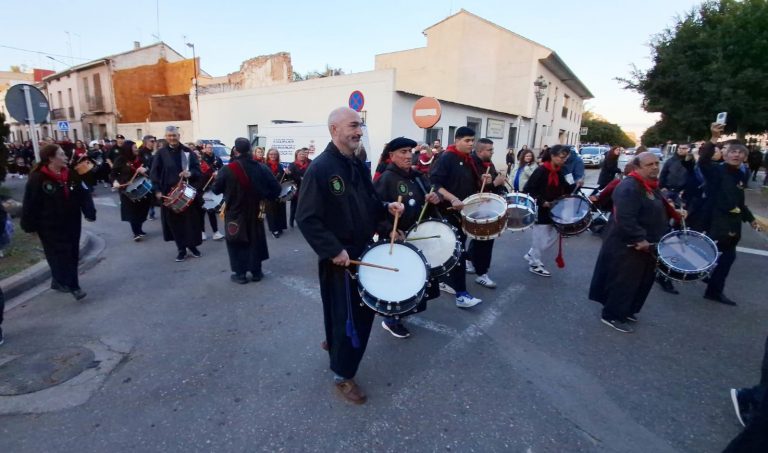 500 tambores rompen el silencio en Moncada con Hellín como protagonista