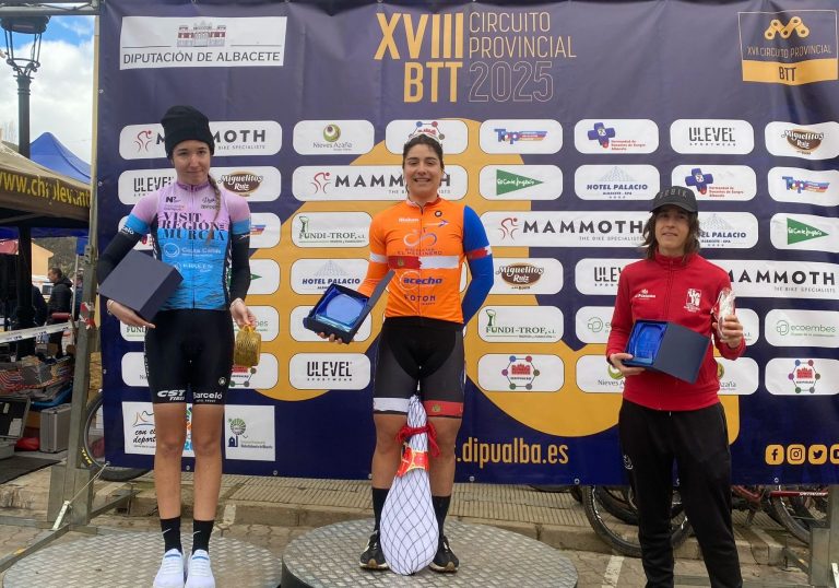 Lucía Navarro vuelve a la competición en liétor con un triunfo aplastante