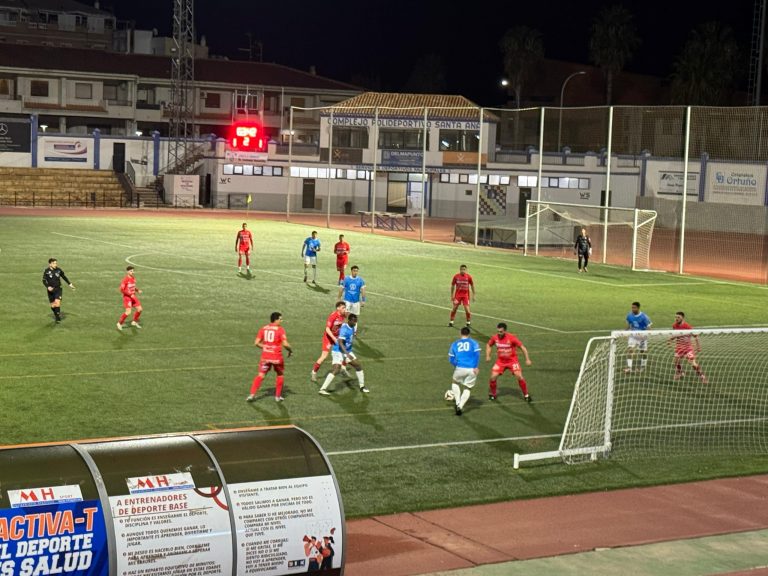El Hellín C.F. empata ante el Quintanar ‘B’ en un partido marcado por la polémica arbitral