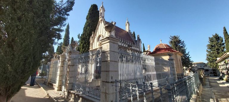 Abierto el plazo para solicitar parcelas en el cementerio municipal de Hellín
