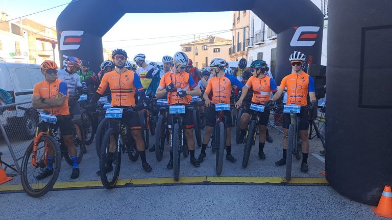 Bicicletas El Hellinero–FOTON destaca en la Xtreme de Letur con una victoria absoluta y pleno sub-23
