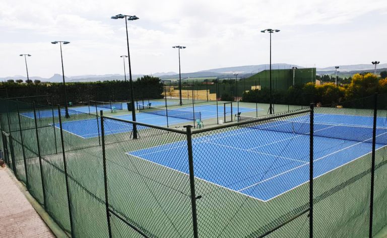 Manos Unidas y Club de Tenis Hellín, unidos en un torneo solidario