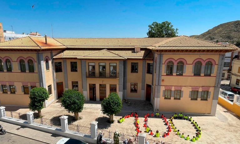 El Colegio Martínez Parras celebra sus 100 y 90 años con un homenaje lleno de historia y emoción