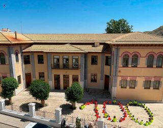 El Colegio Martínez Parras celebra sus 100 y 90 años con un homenaje lleno de historia y emoción