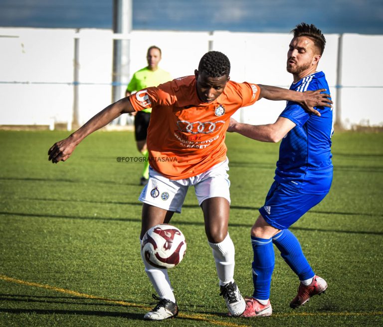 El Hellín C.F. inicia en Daimiel su camino de regreso a Preferente