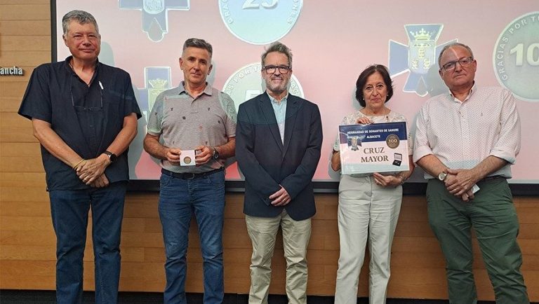 Hellín reconoce la generosidad de sus donantes de sangre en una emotiva asamblea
