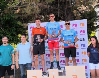 Rafael López Hermosilla, tercero tras una espectacular remontada en el XXIII Triatlón Villa de Blanca