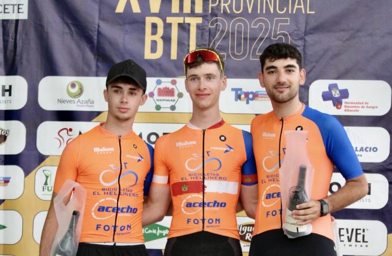 Juan González vence en Higueruela y lidera el triplete Sub-23 de El Hellinero