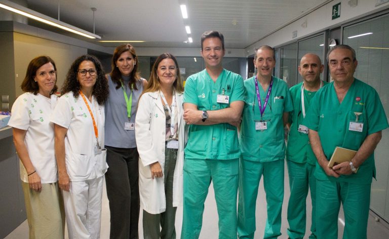 La UCI de Hellín se abre a las familias con nueva guía, visitas flexibles y apoyo emocional