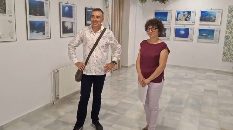 Inauguración de la exposición “El Gran Viaje Bajo el Mar” de Juan Andrés Fuentes en Hellín