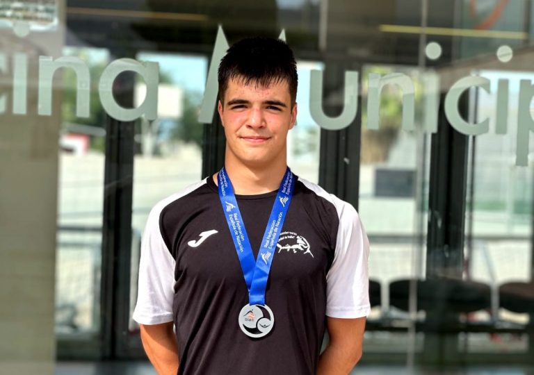 El hellinero Jesús Huerta, subcampeón de España en 200 metros braza en el Campeonato Nacional Junior
