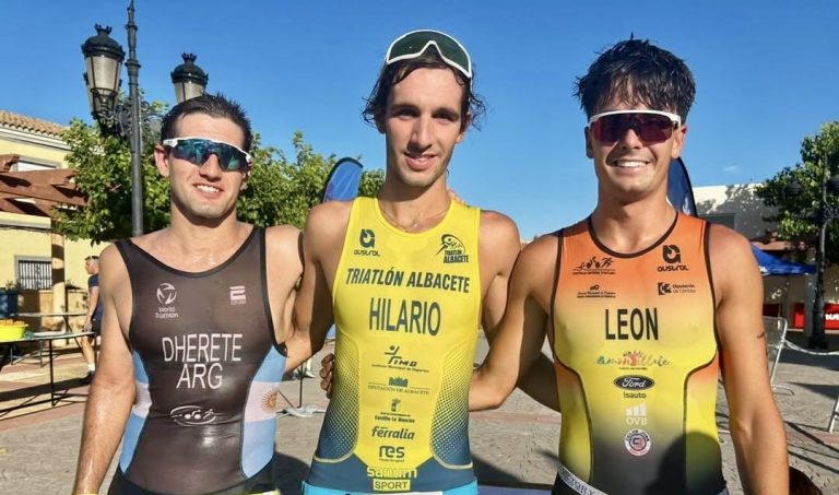 Andrés Hilario y Claudia Bresó conquistan el XXI Triatlón Sprint Valle de Agramón