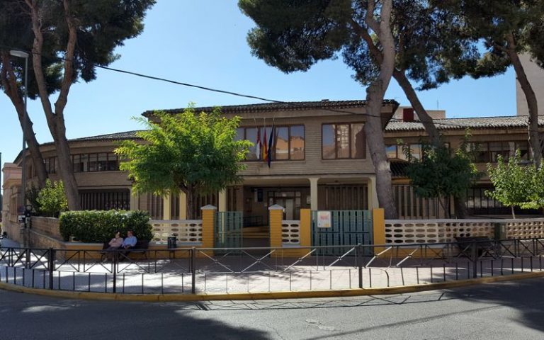 La vuelta al cole en Hellín supera los 500 euros por alumno y pone a prueba la economía familiar