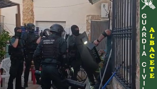La Guardia Civil desmantela en Letur un centro de producción de cannabis y detiene a cuatro personas