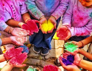 El verano más divertido del Calvario termina con una explosión de color este jueves