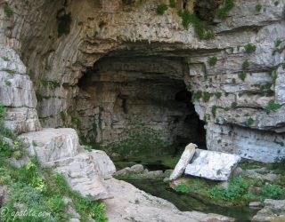 Hallado con vida el espeleólogo perdido en la cueva de los Chorros del río Mundo