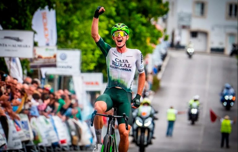 La I Vuelta Ciclista a Castilla-La Mancha pasará mañana por Hellín en la primera etapa