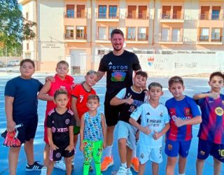 Fútbol con corazón en los barrios de Hellín