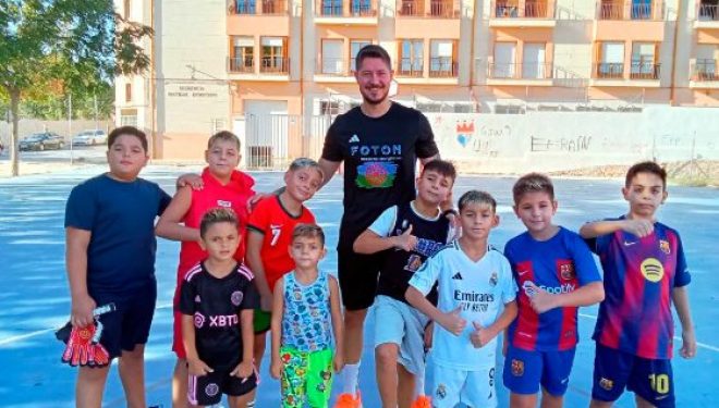 Fútbol con corazón en los barrios de Hellín