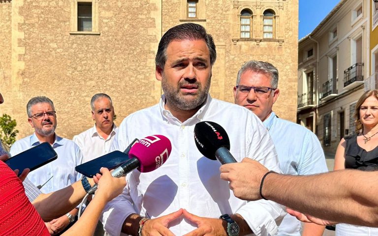 Paco Núñez reclama en Hellín inversiones urgentes y asegura que “los Presupuestos regionales de 2027 los voy a ejecutar yo”