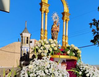 La Feria de Hellín comienza con la espectacular cabalgata y el traslado de la Virgen