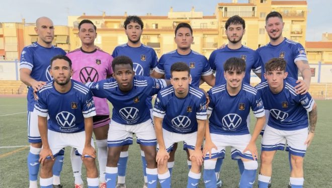Hellín CF firma una goleada en Santa Ana y ya piensa en el Jumilla Hellín CF firma una goleada en Santa Ana y ya piensa en el Jumilla