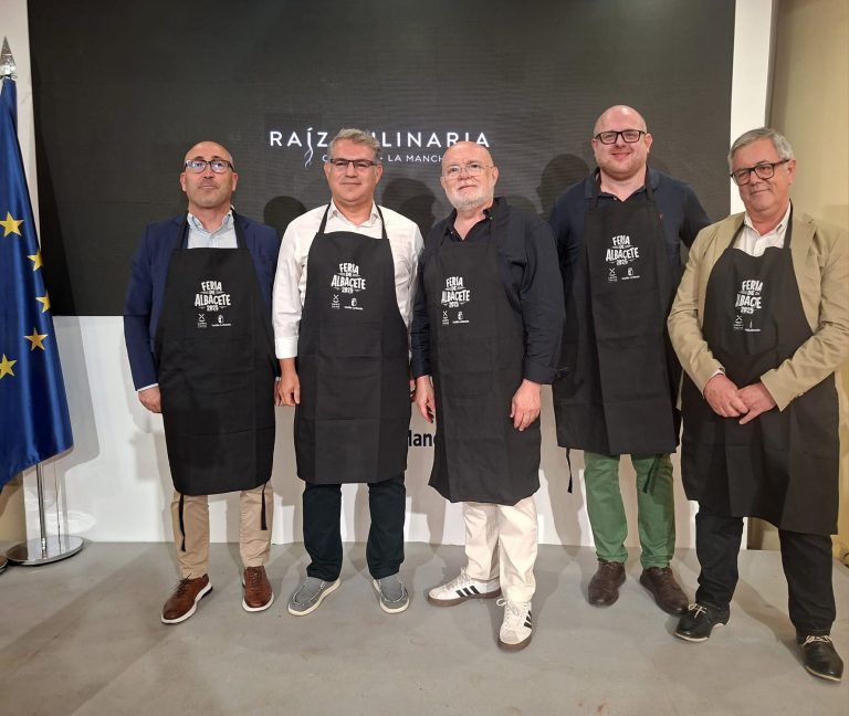 Alcaraz, Hellín y Ontur destacan la riqueza del aceite de oliva en la Feria de Albacete
