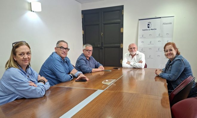  Reunión con la <strong>Unión Musical Santa Cecilia de Hellín.</strong>