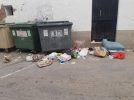 Vecinos denuncian la acumulación de basura y enseres en la calle Perdiz