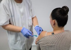 Comienza en Hellín la campaña de vacunación frente a la gripe y el COVID-19 para adultos