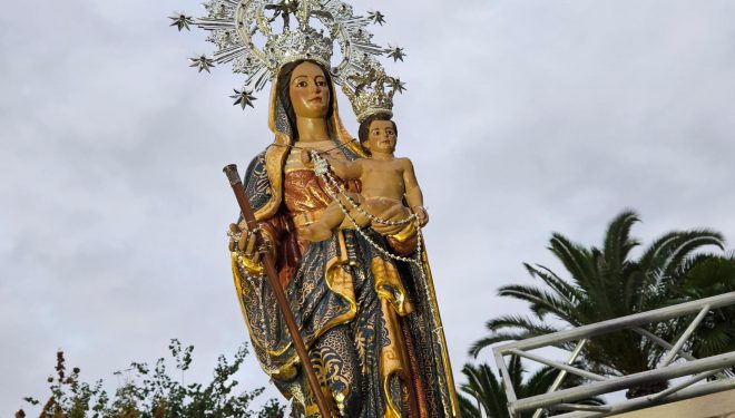 Emotiva Misa de despedida a la Virgen del Rosario en vísperas del Día de la Patrona