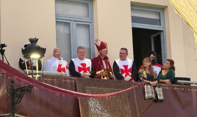 Acompañandes de Antonio del Oro. Acompañandes de Antonio del Oro.