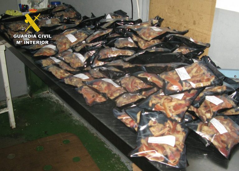 La Guardia Civil cierra un establecimiento cárnico en Hellín por graves deficiencias higiénicas