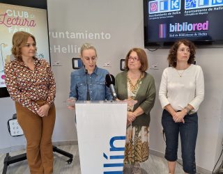 El placer de leer sin prisas llega al Centro de Mayores Zona Norte