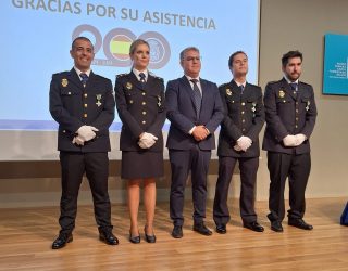 Homenaje a la Policía Nacional en Hellín por el día de sus patronos