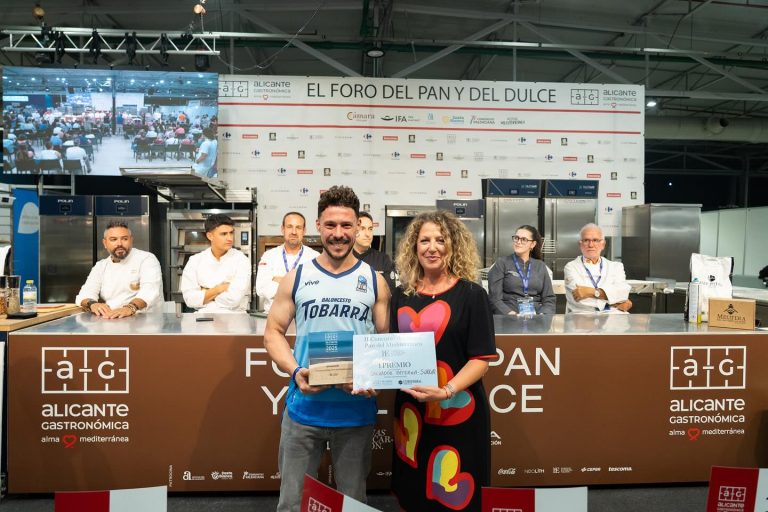 El tobarreño Salvador Paterna gana el II Concurso al Mejor Pan del Mediterráneo