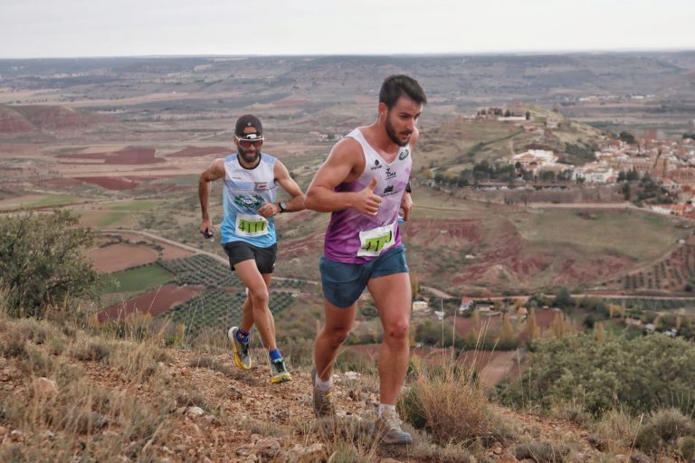 Alcaraz reunirá a más de 500 atletas este domingo en una doble cita deportiva