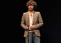 El cineasta hellinero Gabriel Azorín gana un premio en la 70 Seminci de Valladolid