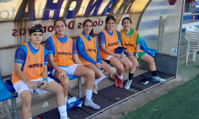 Suplentes del Hellín Femenino.