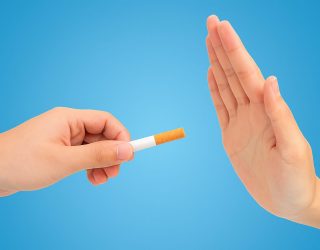 “¿Quieres dejar de fumar?” Hellín celebra una jornada con médicos, psicólogos y nuevos espacios sin humo