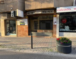 El pequeño comercio, en peligro de extinción pero clave para la vida en Hellín